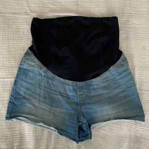 Isabel Maternity Shorts Size 6